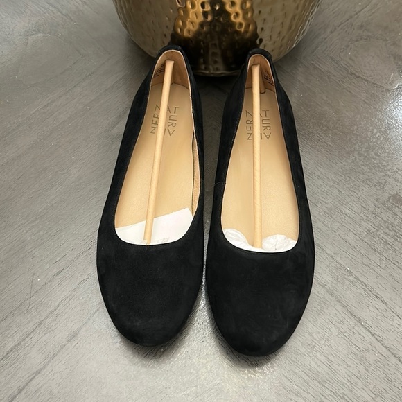 Naturalizer Maxwell Ballet Flat - Picture 4 of 13